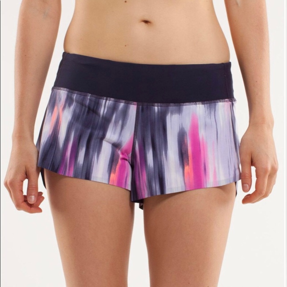 Lululemon Run: Speed Short *Naked Seam!  Size 4